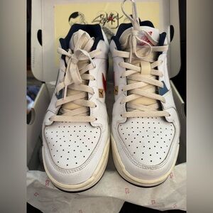 Jordan Stadium 90 in White and Navy